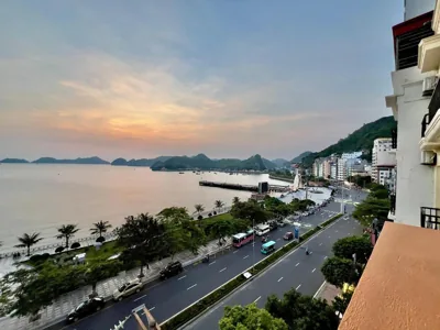 Manh Vuong Hotel CatBa – Photos 16
